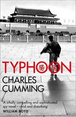 TYPHOON PB de Charles Cumming