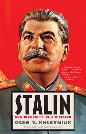 Stalin: New Biography of a Dictator de Oleg Khlevniuk