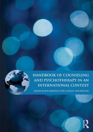 Handbook of Counseling and Psychotherapy in an International Context de Roy Moodley