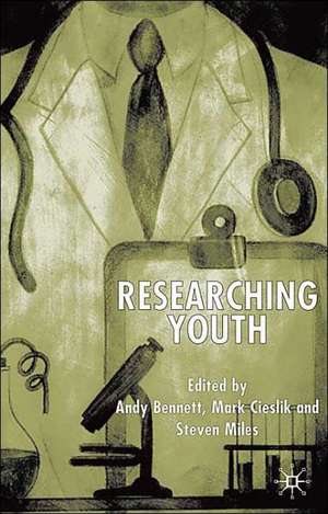 Researching Youth de A. Bennett