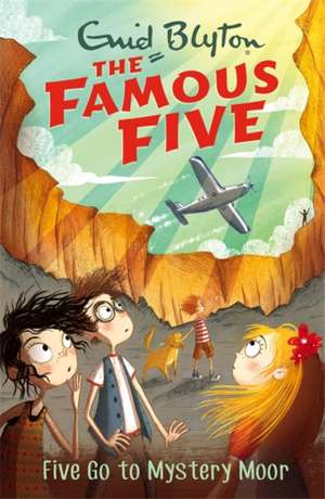 Famous Five: Five Go To Mystery Moor de Enid Blyton