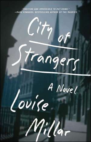 City of Strangers: And a Thousand Cocktails de Louise Millar