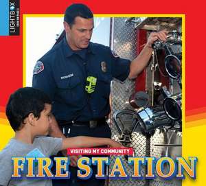 Fire Station de Aaron Carr