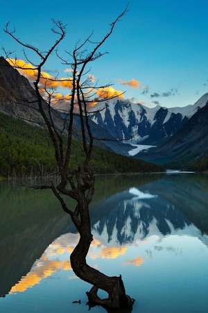 Beautiful Maashey Lake Atai Mountains Russia Journal de Cs Creations