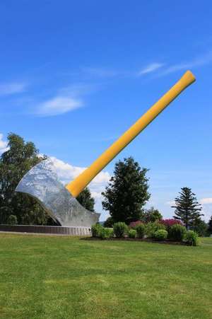 World's Biggest Axe in Nacawic New Brunswick Canada Journal de Cool Image