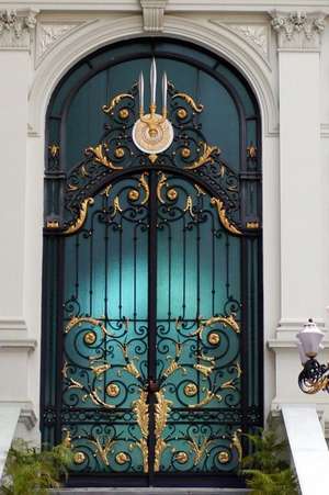 Beautiful Turquoise, Gold and Black Wrought Iron Door in Thailand Journal de Cs Creations