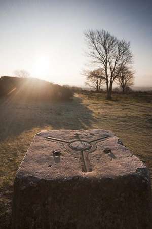 Cissbury Ring Trig Point South Downs Sussex England Journal de Cs Creations