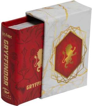 Gryffindor Tiny Book de Insight Editions