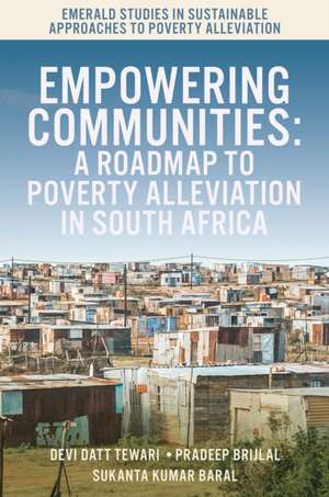 Empowering Communities de Devi Datt Tewari