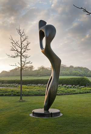 Henry Moore: Monumental Nature de Laura Bruni
