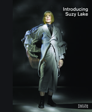 Introducing Suzy Lake de Georgiana Uhlyarik