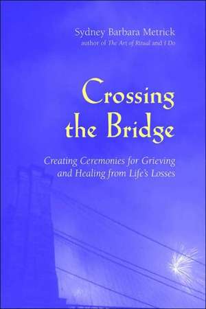 Crossing the Bridge de Sydney Barbara Metrick