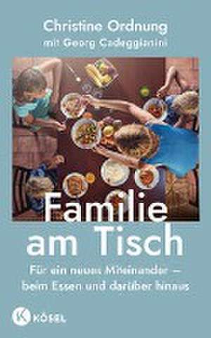 Familie am Tisch de Christine Ordnung