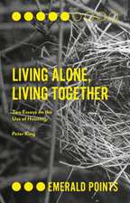 Living Alone, Living Together – Two Essays on the Use of Housing